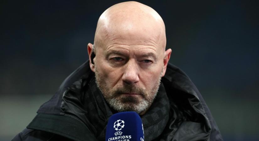 Véres balesetet szenvedett az angol legenda, a drukkerek humorosan kicikizték