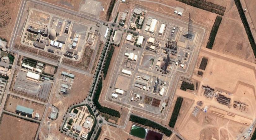 Nukleáris létesítményeket bombázott Izrael Irán középső részén