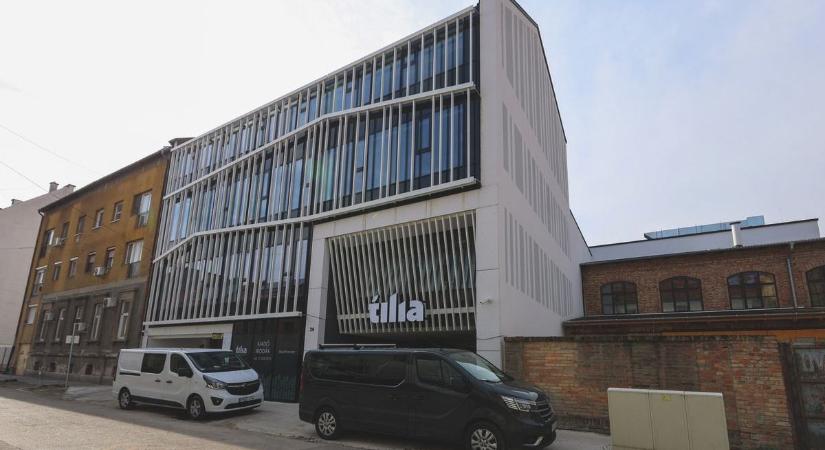 Még kész sincs, mégis díjat nyert Szeged legújabb irodaháza