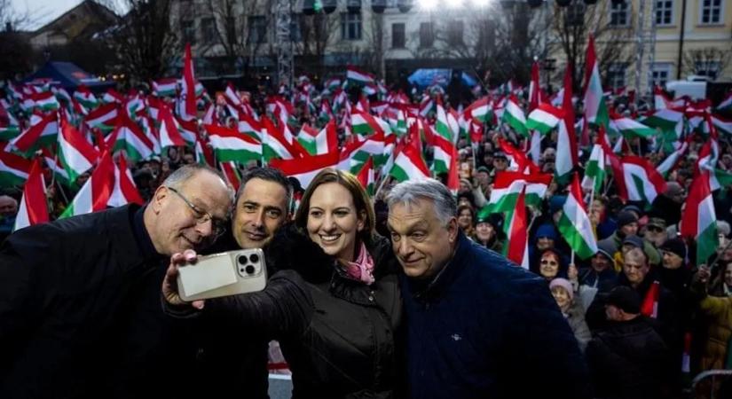 Navracsics Tibor a veszprémieknek: ne hagyjátok, hogy szétverjék a közösségeinket
