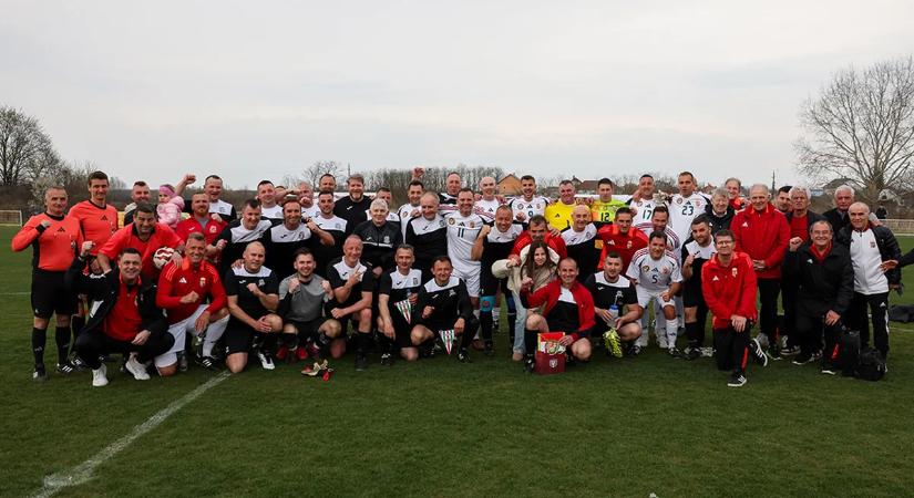 NS-gálameccs: Balkányban avatott pályát az öregfiúk-válogatott