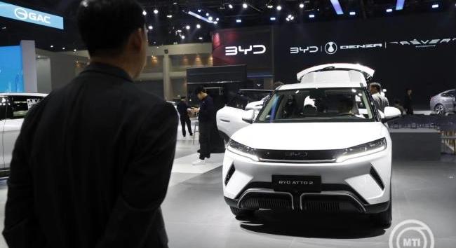 A Geely megnyitotta első magyarországi márkakereskedéseit