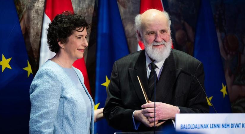 Új törvényben szabályozná a Demokratikus Koalíció a vallásszabadságot, illetve az egyházak jogállását és finanszírozását