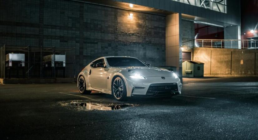 Az autópiac átrendeződik: elektromos hullám, kínai offenzíva és az olajár-sokk formálja 2026-ot