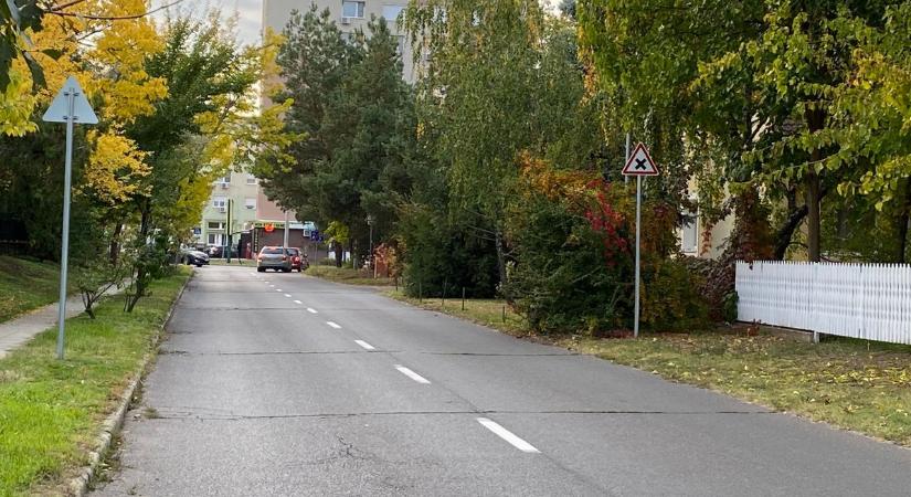 Brutális büntetések, egy óra alatt elfogyott a bírságtömb ezen a nyíregyházi utcán