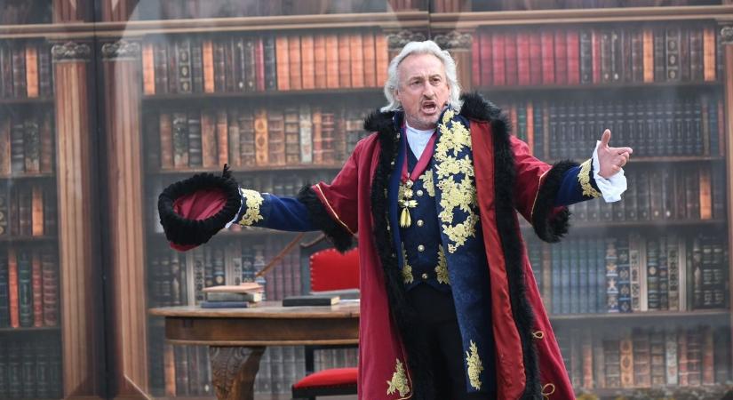 Tarpa méltó módon emlékezett II. Rákóczi Ferenc születésének 350. évfordulójáról (fotókkal)