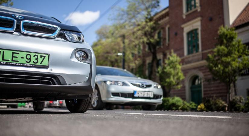 E-matrica: fontos változás jön a hibrid autósoknak