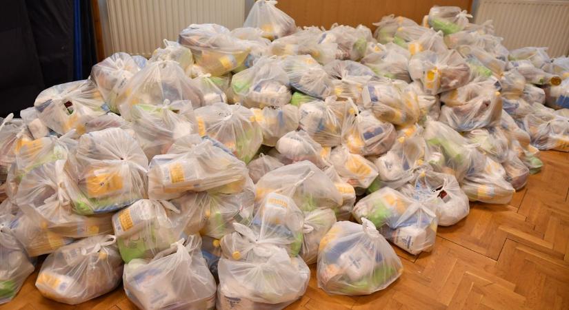 Húsvét közeledtével is segítenek a rászorulóknak Debrecenben