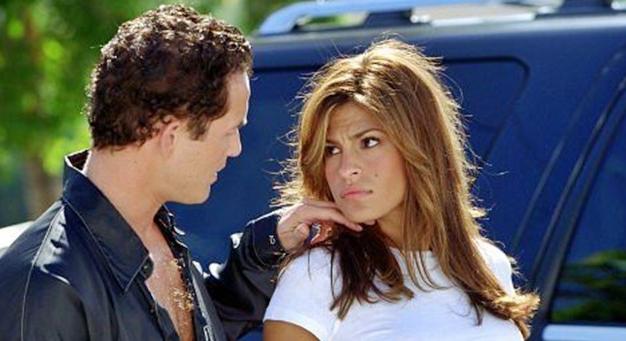 Kipakolt Eva Mendes dublőre: A Halálosabb iramban forgatásán több sztárral is lefeküdt