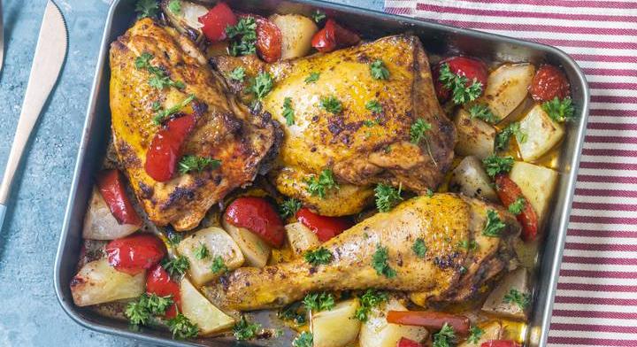 Joghurtos pácban sült csirke: omlós és nagyon ízletes lesz