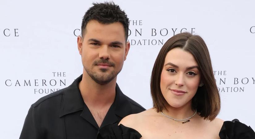 Gólyahír: Első gyermekét várja feleségével az Alkonyat sztárja