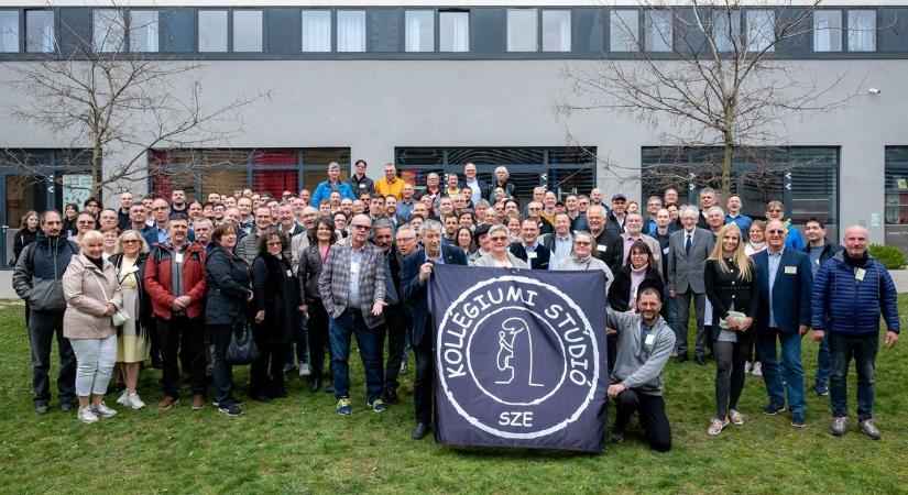 50 éves a Széchenyi-egyetem hallgatói szervezete, a Stúdió: jubileumi gyűléssel és különleges rádióadással ünnepeltek - fotók