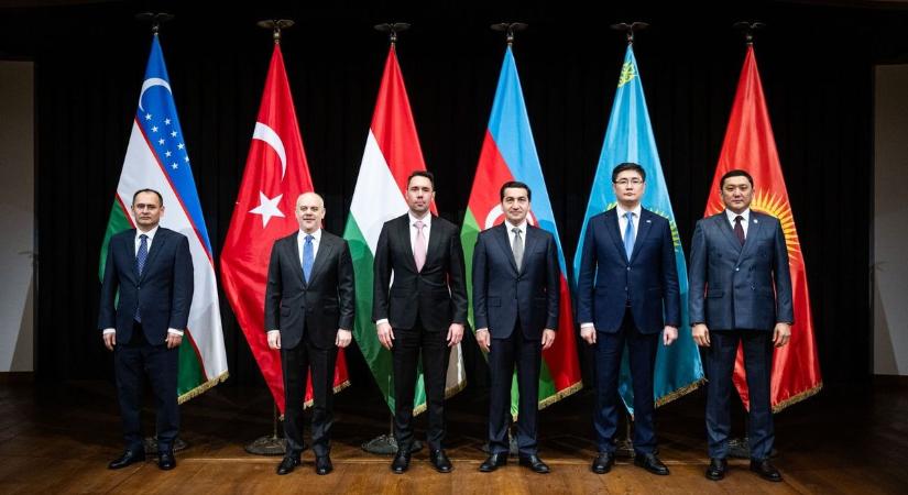 Olajválság: most értékelődik fel a jó kapcsolat a türk államokkal – Orbán Viktor fontos embere máris Budapestre rendelte az olajban gazdag országok képviselőit