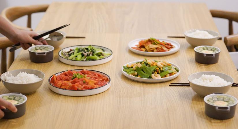 35 év körül kezdenek elhízni a nők, 65 felett pedig 80 százalékuk túlsúlyos