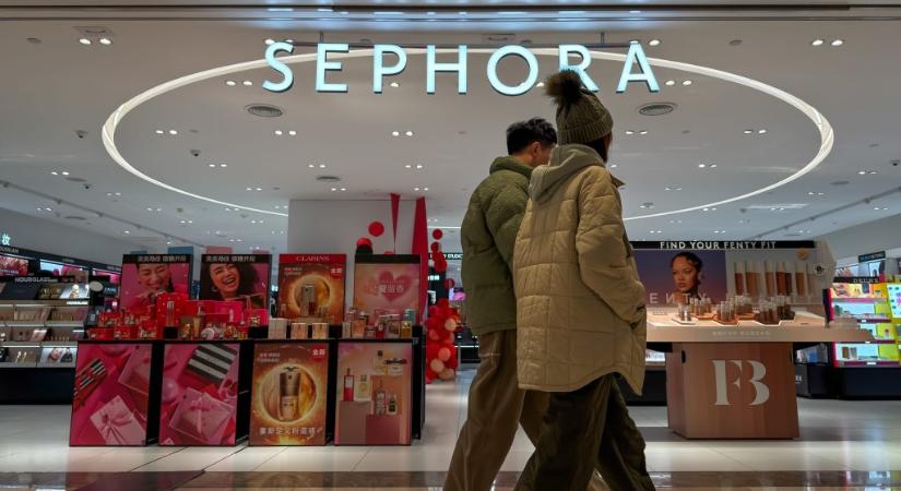 Mentális zavart okozhatnak a fiatal lányoknál a szépségipari reklámok