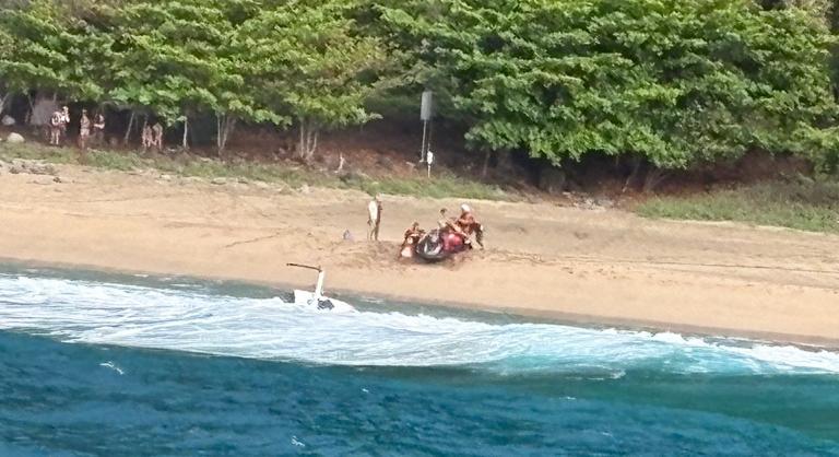 Lezuhant egy turistákat szállító helikopter Hawaiinál, a Jurassic Park forgatási helyszínénél