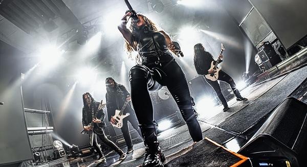Ilyen volt az Arch Enemy első koncertje Lauren Hart-tal (videó)