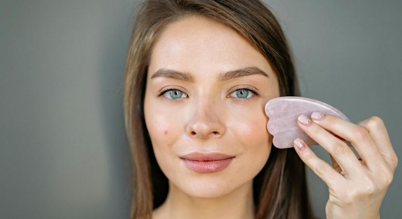 Azonnal feszessé teszi az arcbőrt ez a kő, keringést is serkenti