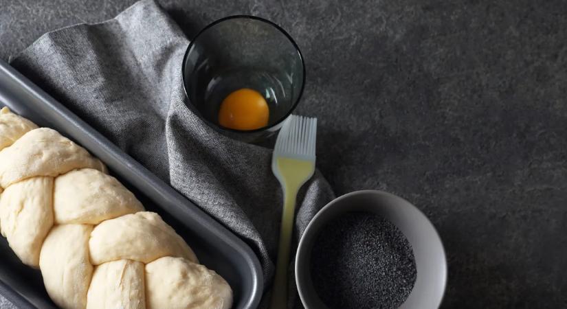 Így lesz tökéletes a húsvéti kalács hármas és ötös fonása