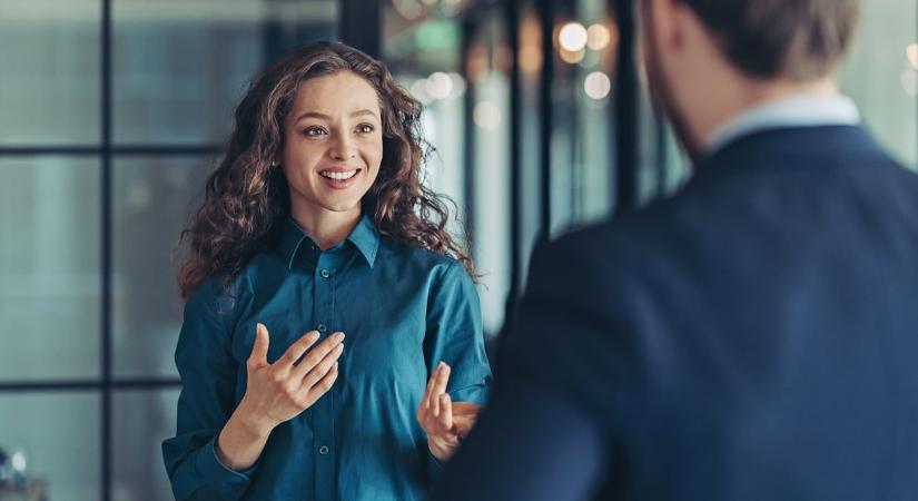 Így beszélnek a kézmozdulataid helyetted: ezt üzened velük, amikor nem figyelsz