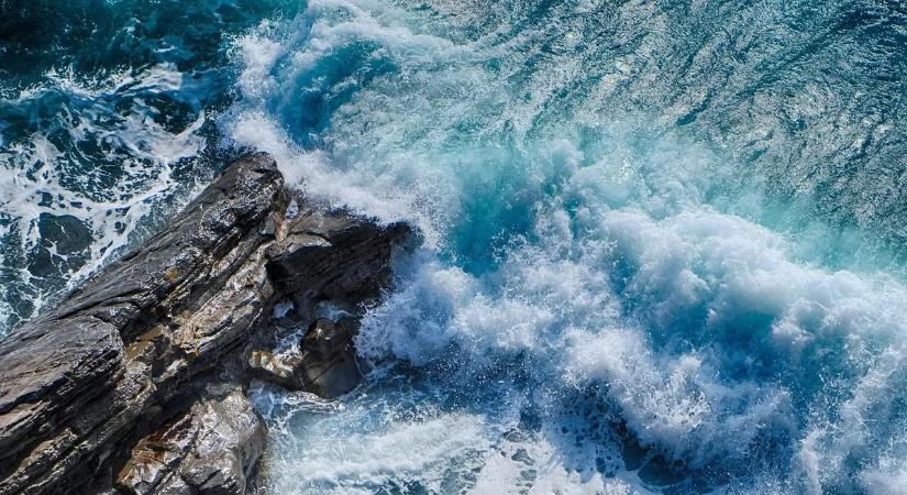 Most jött a hír: lezuhant egy gép, halálos áldozatok is vannak - Videó