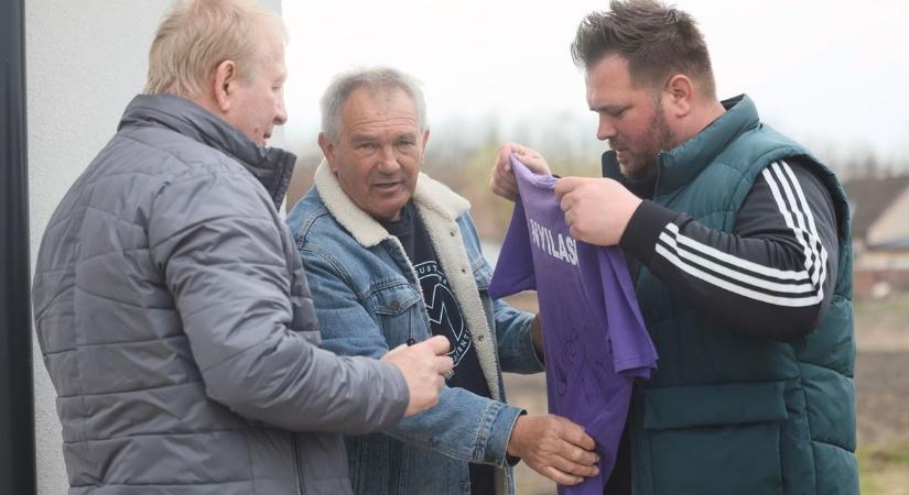 Ki gondolná, hogy mi fűzi Szabolcshoz Nyilasi Tibort?! Balkányban elárulta Nyíl - egyenesen (videóval)