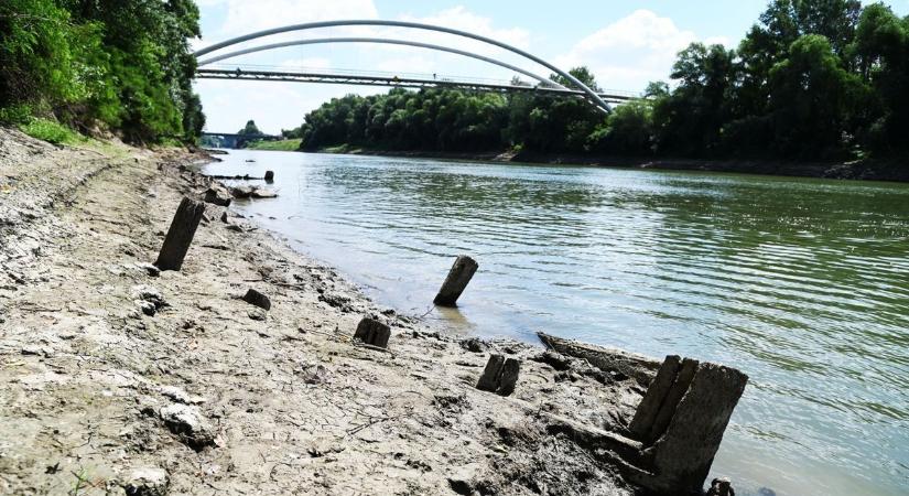 100 milliméter eső hiányzik a Jászkunságban, új módszer segíthet a kiskertekben