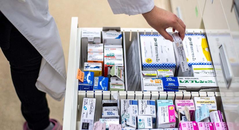 A családügyi helyettes államtitkáré a patika, ahol megtagadták esemény utáni fogamzásgátló kiadását