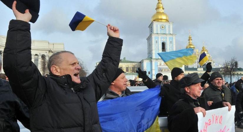 Rezeg a léc Zelenszkij alatt: lesz-e újabb Majdan Ukrajnában?