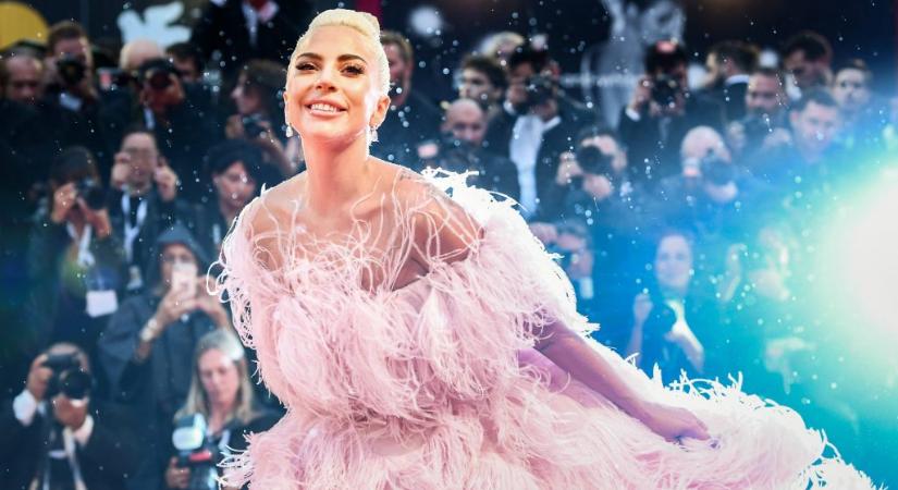 Így válik egy különc kamaszból a pop koronázatlan királynője – 40 éves lett Lady Gaga