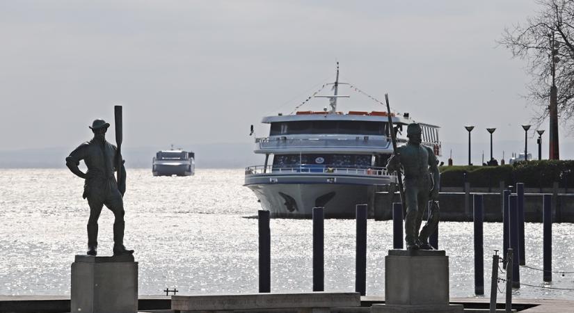 Megkezdődött a 180. balatoni hajózási szezon (balatonfured.hu)