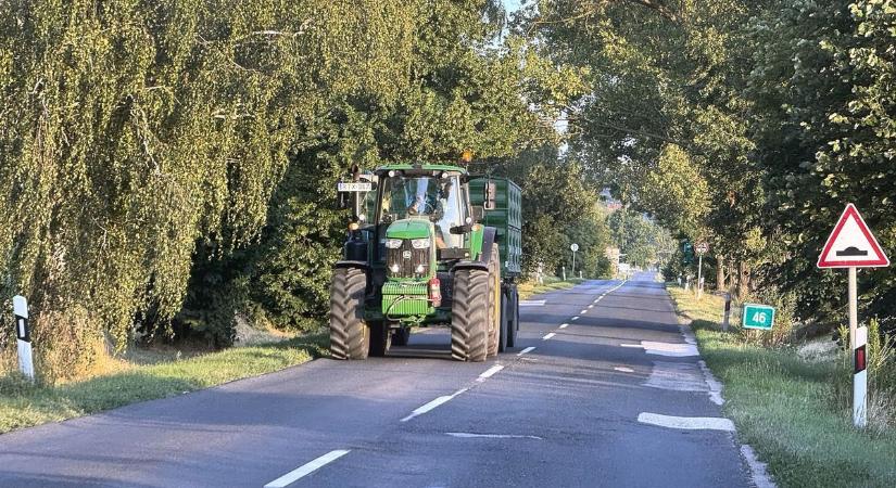 Új KRESZ: a B-kategóriás jogosítványnál is változást hozhat, és végre traktor lesz a traktorból