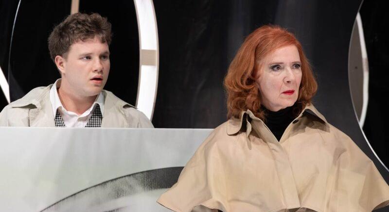 Belelapozni Esteban naplójába – Mindent anyámról közönségtalálkozó Budaörsön