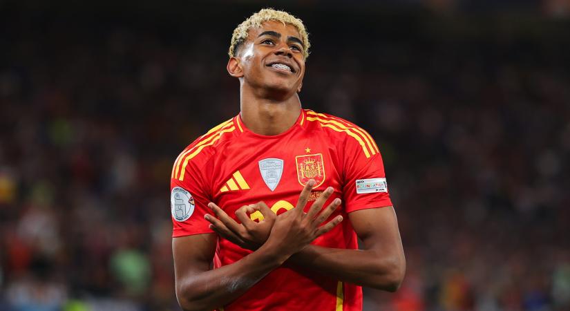 Raphinha sérülése miatt különleges kéréssel fordult a spanyol kapitányhoz a Barcelona