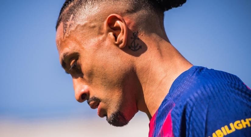 Őrjöngenek Barcelonában, drámai bejelentés Raphinháról