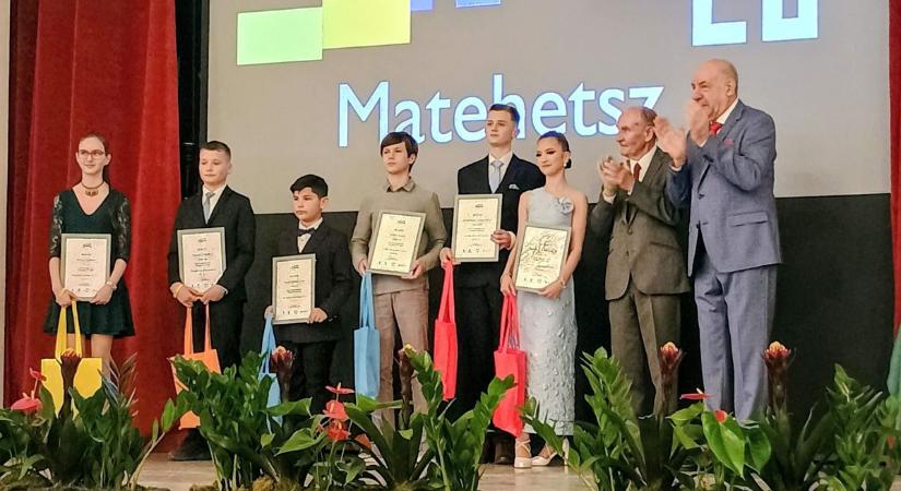 Kunbajai „felfedezett” volt a legfiatalabb díjazott