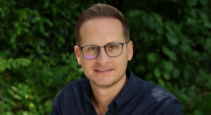 Beszervezésről beszél a Tiszához köthető informatikus – Deák Dániel gyorselemzése