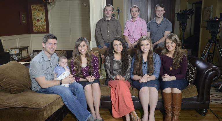 Egy valóságshow-ból ismert család tagját tartóztatták le, kilencéves kislány az áldozat