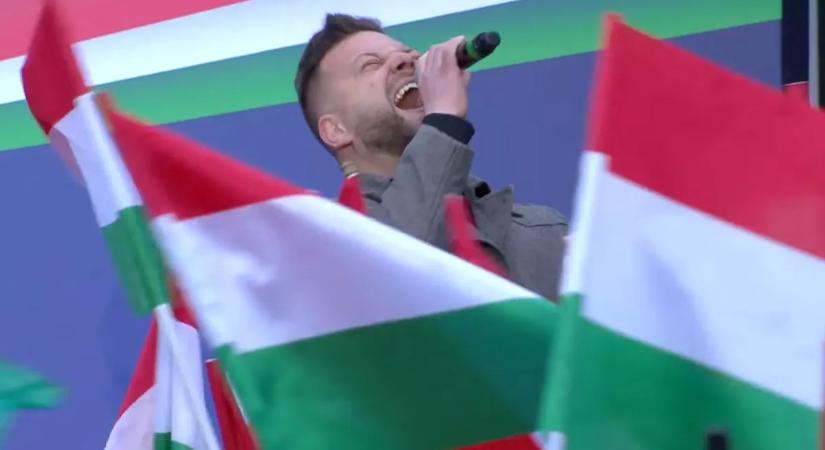 Hihetetlen siker Orbán Viktor országjárásán: Gudics Máté Pécelen is megcsinálta a show-t!