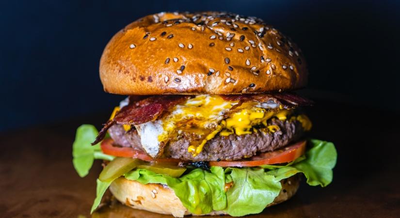 Szennyezett bio hamburgert hívott vissza a SPAR
