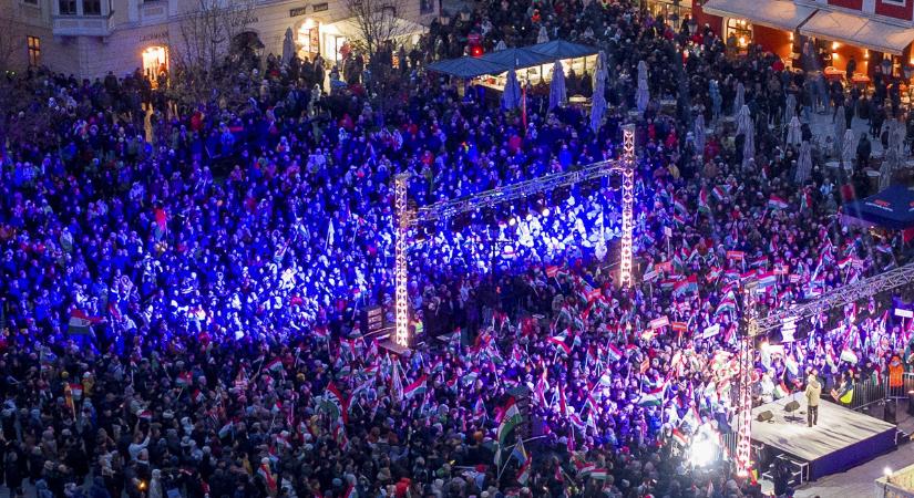 Orbán Viktor Győrben: „Győr nélkül nincs erős kormány” – nagygyűlés a Széchenyi téren