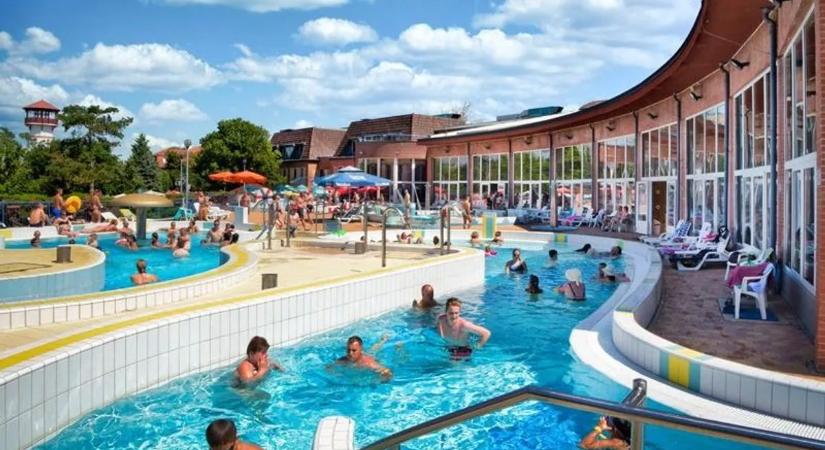 Hat év szünet után újra megnyit egy itthoni élményfürdő – szombaton ezer forint lesz a belépő