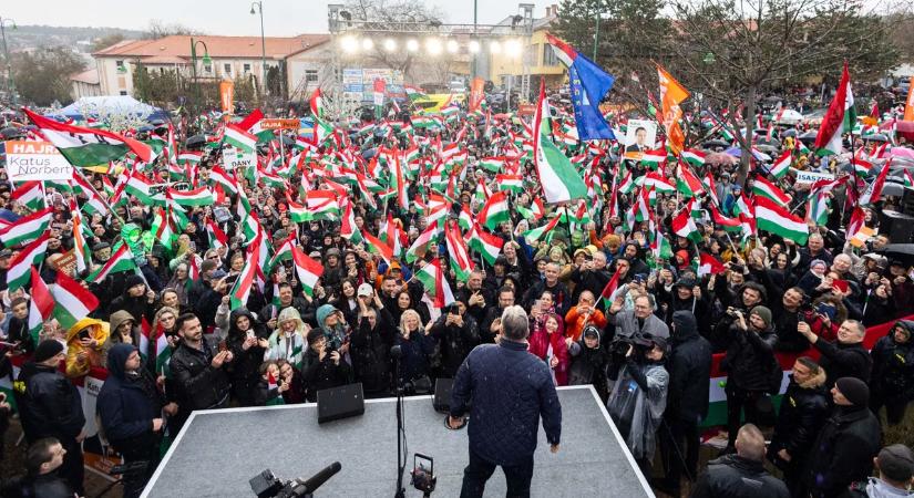 Orbán Viktor péceli látogatása minden várakozást felülmúlt – galéria
