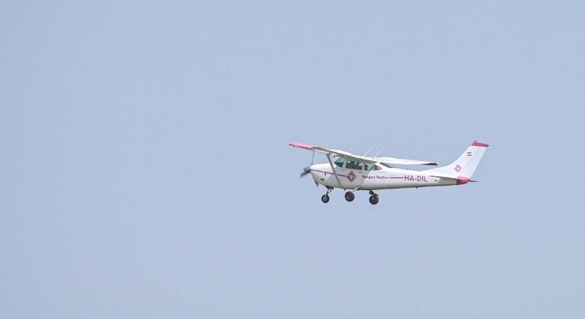 Mi történt? Szokatlan repülők köröznek órák óta Hajdú-Bihar felett