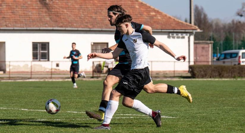 Otthon tartották a pontokat a Verseny utcában