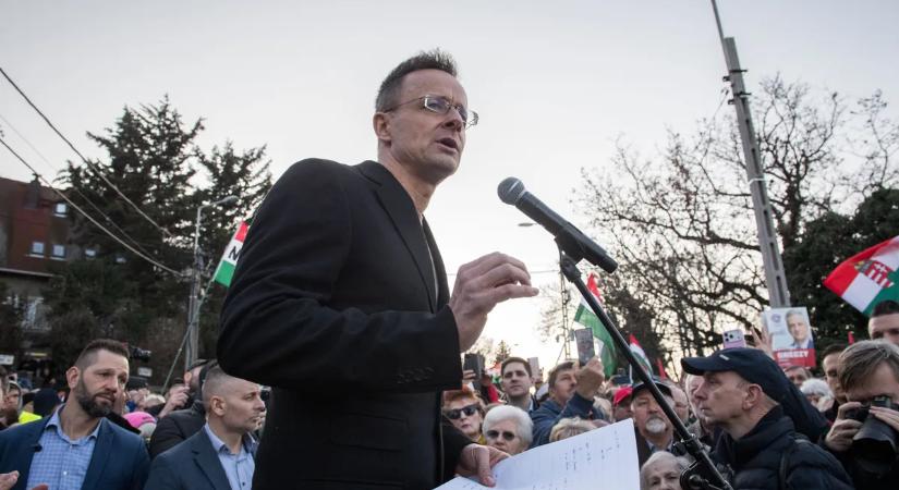 Szijjártó Péter: Szépen bedőlt ma is egy tiszás mutatvány