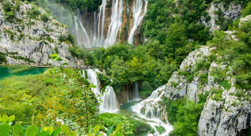 Teljesen lezárták a Plitvicei-tavakat, mutatjuk mi történt