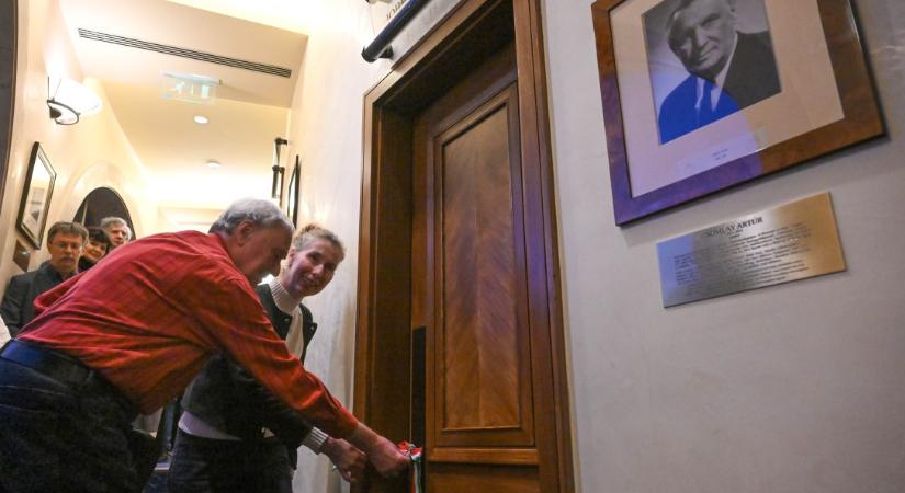 Hírmozaik – március 28.