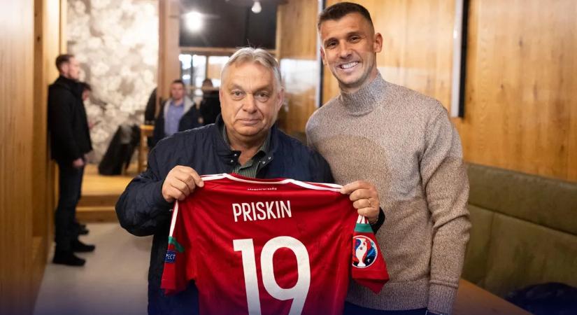 Orbán Viktor találkozott a hősével! – videó