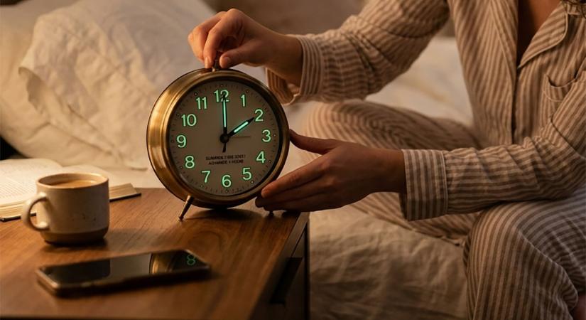 Világosabb esték, rövidebb éjszaka: Érkezik a nyári időszámítás